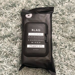 BLAQ Charcoal Wipes